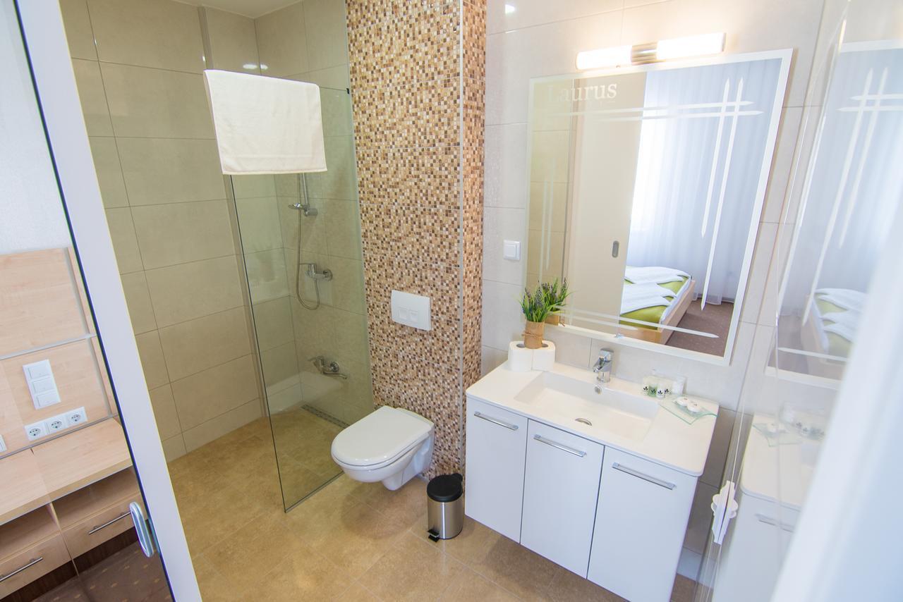 Laurus Motel Airport Tuzla Zivinice Luaran gambar